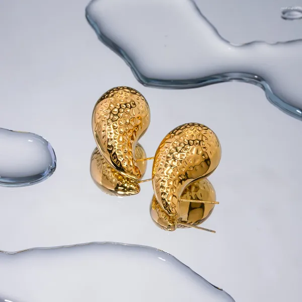 Brincos de aço inoxidável na moda 18k banhado a ouro mancha livre martelo grão gota de água feminino gordinho luz jóias de orelha de luxo