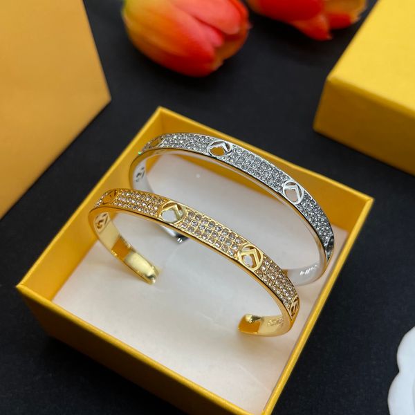 Pulseira designer pulseira pulseiras de luxo feminino aberto pulseira de diamante completo é durável pulseira agradável para casais