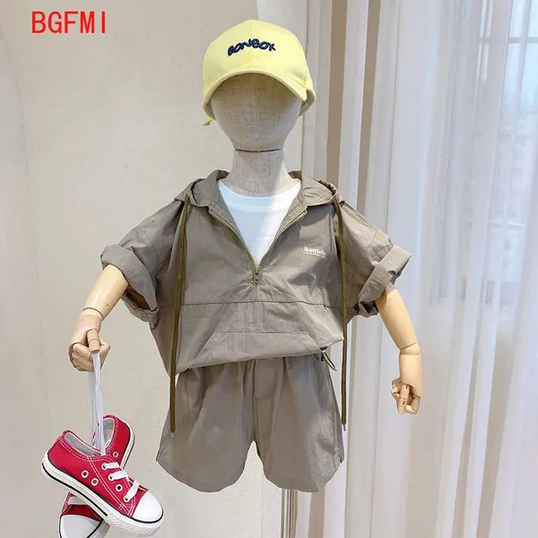 Sommer Kinder Kleidung Koreanische Kinder Kleidung Baby Jungen Anzug Kurzen ärmeln Gefälschte Zwei-stück Hoodie Shorts 2 Pcs set 2-9 Jahre 240111