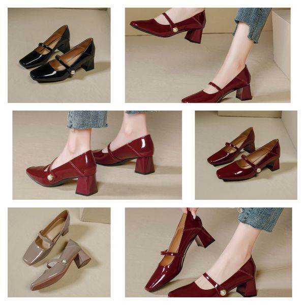 High Designer Shoes Heels Women Women Red Bottom Bottom Black Patent Coather Mulher Sandálias pontiagudas 15