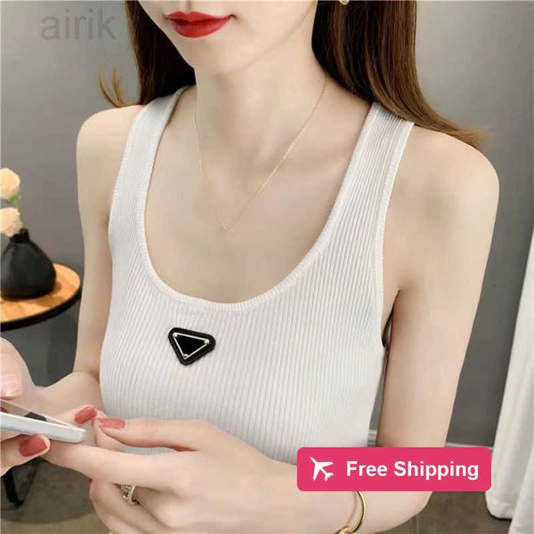 Womens TShirt Designer Verão Mulheres Camisetas Soft Silk Knits Sem Mangas Tanque Mulher Camisetas Colete Mulheres Slim Coletes Camisa Lady Curto Tops Respirável Barato Atacado