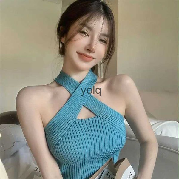 Kadın Tankları Camis Summer 2023 Yeni İnce Üst Kısa Sıcak Kız Saf Desire Cross Halter Örgü V Kadın Üstleri Y2K Accessoriesyolq