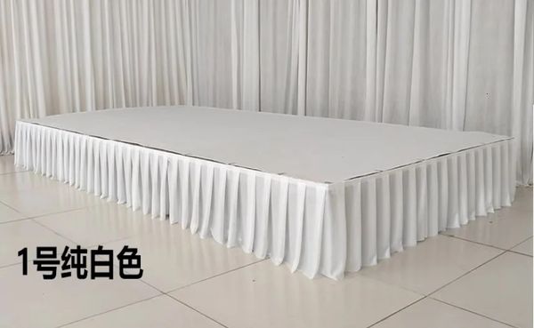 Saia de mesa de casamento de seda gelada para cobertura de toalha de mesa decoração de contorno branco 240112