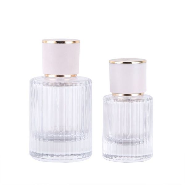 Novo estilo luxuoso personalizado 30ml 50ml frascos de perfume de spray de vidro recarregáveis vazios com tampa pulverizadora preta branca