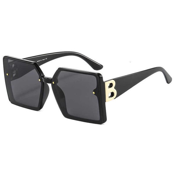 Designer-Sonnenbrille der B-Familie, quadratisch, großer Rahmen, polarisierte Sonnenbrille, weibliche Fahrerin, die Sonnenbrille MZOH fährt
