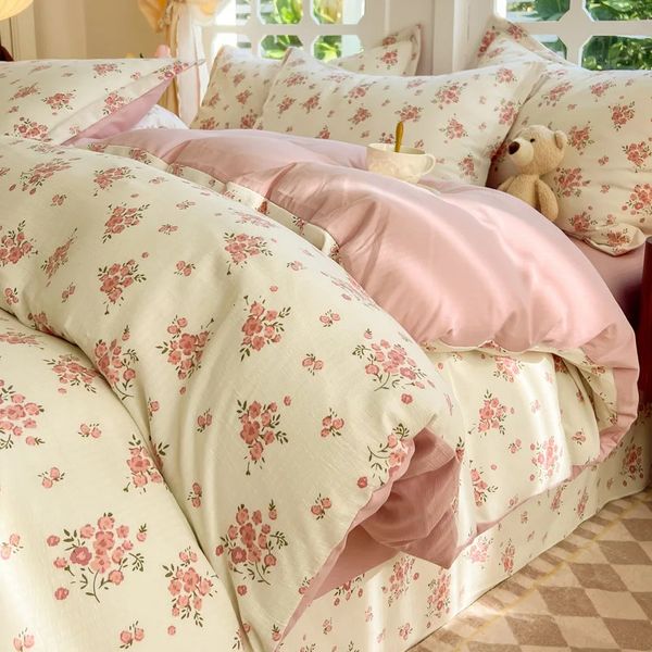 Set biancheria da letto in 4 pezzi con stampa floreale dolce Lenzuola spazzolate Set piumino Copripiumini Copriletti per letto matrimoniale 240113