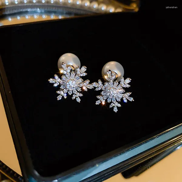 Brincos de pino dupla face pérola floco de neve de Natal com zircônias joias de pedra presentes de ano feminino