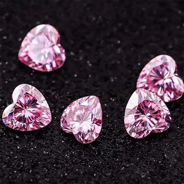 Pietre a forma di cuore di colore rosa reale certificate al 100% da 05 ct a 3 ct Gemme sciolte per la creazione di gioielli Supera il test del diamante 240112