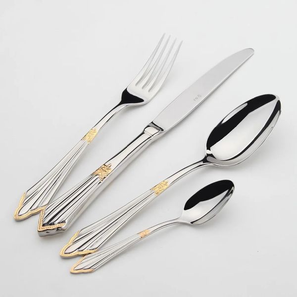 Conjunto de talheres banhado a ouro 24pcs conjuntos de jantar de luxo facas de aço inoxidável garfos mesa de jantar real conjunto de louça ocidental 240113
