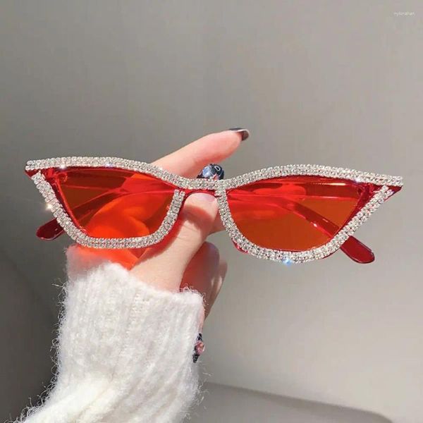 Sonnenbrille Kleine Cat Eye Sonnenbrille Dreieck Rahmen Glitzer Funkelnde Farbtöne Diamant Kristall Disco Party Brillen für Frauen