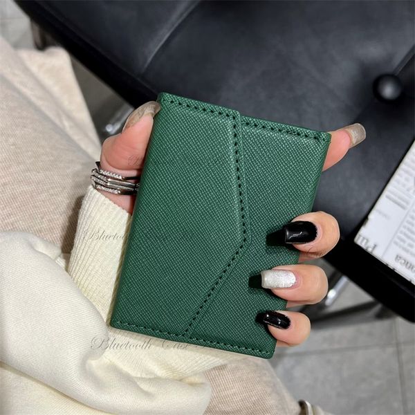 Cowhide Card Bag Lüks Tasarımcı Küçük Hafif Kadın Cüzdan Kart Tutucu Kart Çantaları Klasik Tasarım Cüzdanları Kadın Cep Telefonu Keseleri Para Cepleri