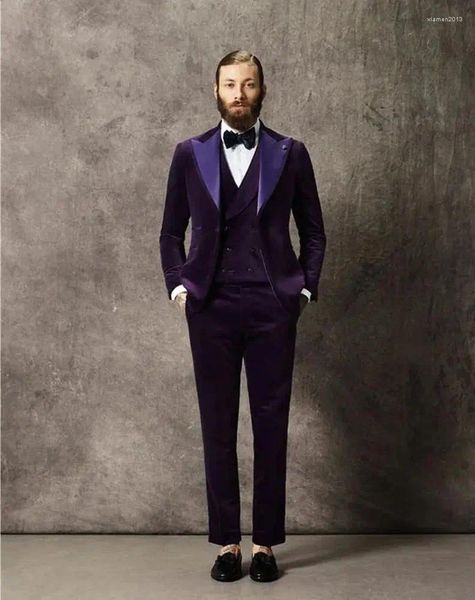 Ternos masculinos de veludo roxo terno blazer 3 peças colete calças conjunto formal escritório inverno outono casaco casamento notch lapela feito sob encomenda