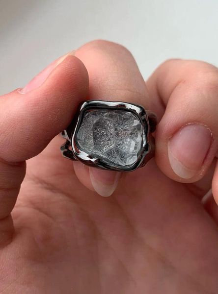 Küme halkaları zheyi düzensiz yapay mineral şekil yüzüğü erkekler için kadınlar moda beyaz kristal metal punk parti mücevherleri
