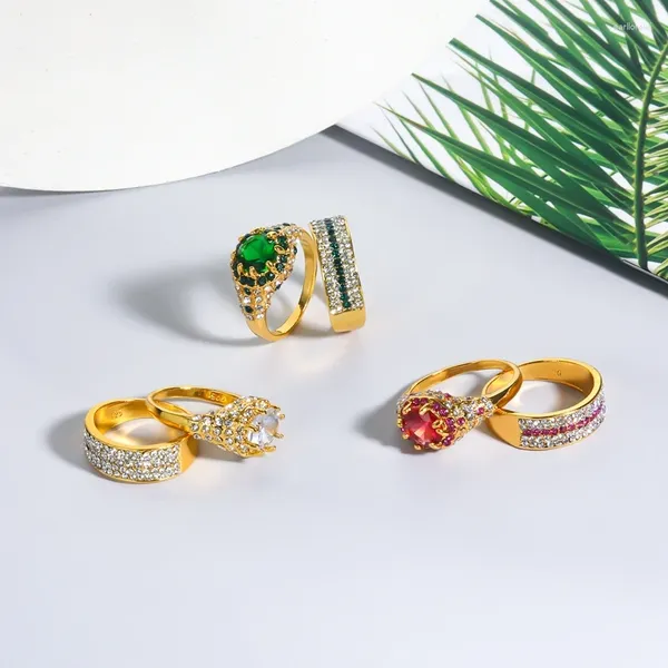 Cluster Ringe Zwei Stücke Paar Für Liebhaber Luxus Exquisite Mode Schmuck Frauen Gold Farbe Ring Roten Stein Set Braut engagement