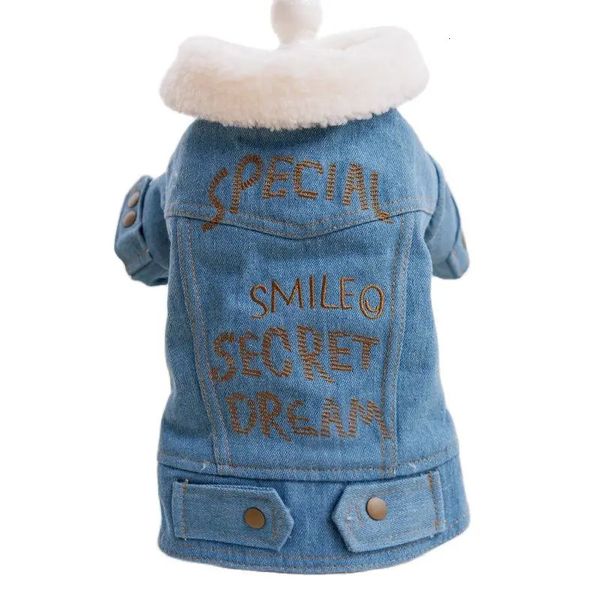 Abbigliamento per cani con lettera ricamata Abito in denim XS XL Jeans per animali addensare piumino con collo in pelliccia e fodera Bulldog francesi 240113