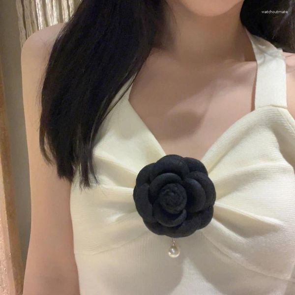 Broschen Koreanische Stoff Kamelie Blume Brosche Pins Perle Quaste Corsage Modeschmuck Für Frauen Hemd Kragen Zubehör