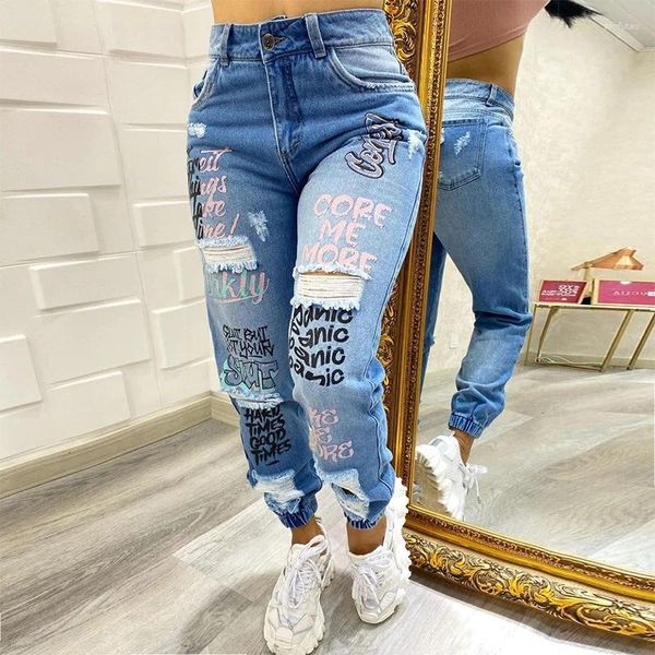 Jeans da donna con stampa di lettere Pantaloni casual in denim strappati 2024