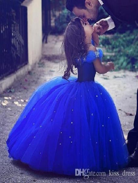 Длинные платья принцессы для девочек-цветочниц с открытыми плечами, длиной до пола, бальное платье, синие детские театрализованные платья, новейший дизайн, выполненный на заказ34636587631
