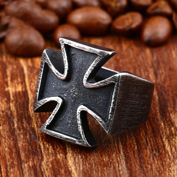 Anello con croce di ferro tedesco nero antico retrò per uomo Anelli per motociclisti hip-hop 14K Regali di gioielli con amuleto di moda croce in oro nero