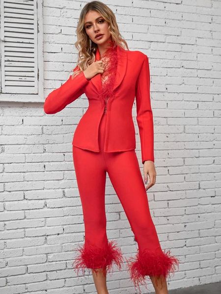 Женские брюки из двух предметов, женские зимние сексуальные брюки с длинным рукавом и V-образным вырезом, красные повязки с перьями, 2024, мода от знаменитостей
