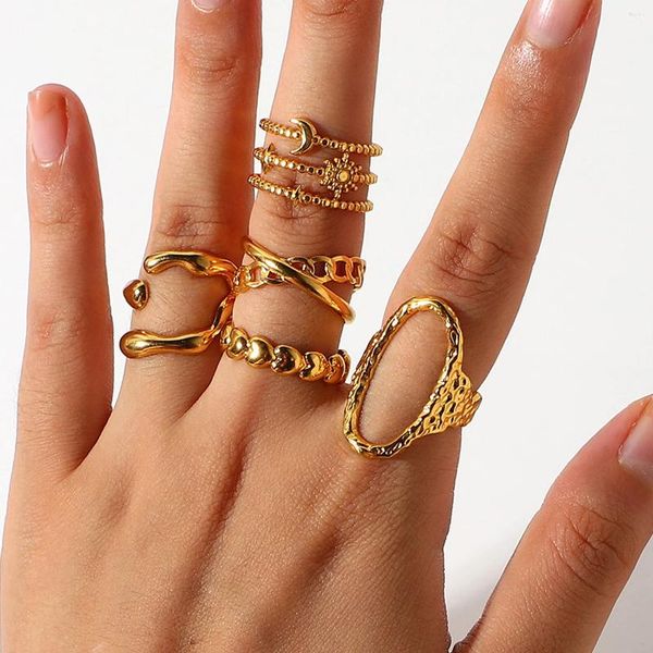 Anéis de cluster feminino na moda qualidade pvd cor de ouro anel de aço inoxidável coração oco/cruz/cobra atacado