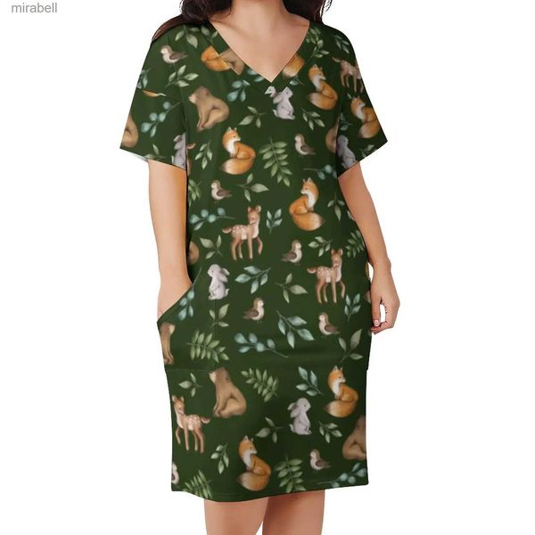 Temel gündelik elbiseler orman hayvanları baskı rahat elbise kadın yeşil ormanlık retro elbiseler yaz v boyun estetik desen elbise artı boyut 5xl yq240115
