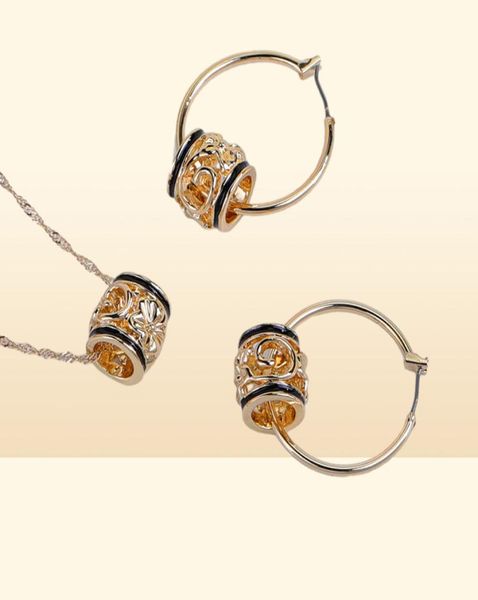 Schmucksets Luxus Designer Armband Cring Coco Hawaiian Polynesian Plumeria Halskette Set Mode Gold gefüllt Anhänger Hoop Earrin3714785