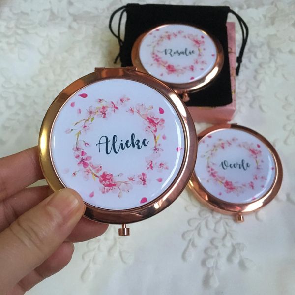 Favores espelhos compactos personalizados presentes da dama de honra aniversário de casamento noiva ser presente de festa de despedida 2 peças lote frete grátis