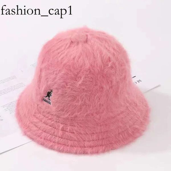 Moda Versátil Kangol Kangaroo Dome Pescador Homens e Mulheres Inverno Universal Quente Chapéu de Pelúcia Cem Frio Colorido Jardim Fazenda Cabeça Quente Escalada Gorro Cap 66