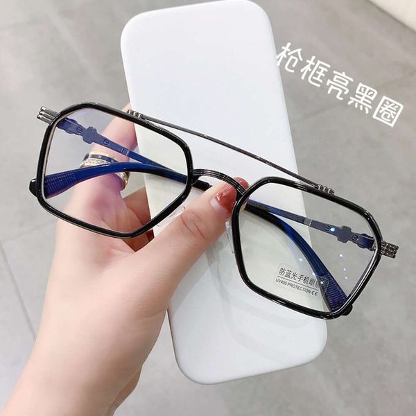2024 Luxus-Designer-CH-Sonnenbrille für Damen, verchromt, Brillengestelle für Herren, neue Metall-Flachlinse, beliebt ausgestattet, Myopie-Herz-Brillengestell, Brillen BBGB