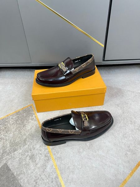 Homens de alta qualidade mocassins de designer sapatos azul vermelho preto mocassins macio couro real formal festa casual casamento deslizamento em sapatos de vestido de luxo italiano tamanho para meninos botas