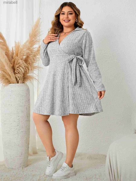 Базовые повседневные платья Robe rayures pour femmes grande Taille Manches Longues col en V couleur unie ceinture rayures d'aumne dcontract YQ240115