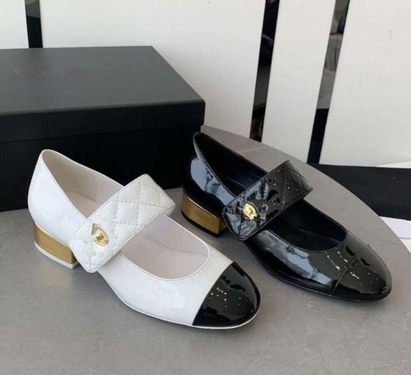 scarpe designe Mary Jane Bottoni larghi fibbia retrò scarpe da donna punta tonda ragazze signore Resort Beach Banquet balletto piatto nero bianco 521