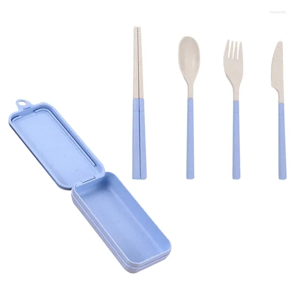 Set di stoviglie Set di posate da viaggio in plastica con paglia di grano Portatile e riutilizzabile adatto per ufficio (colore casuale)