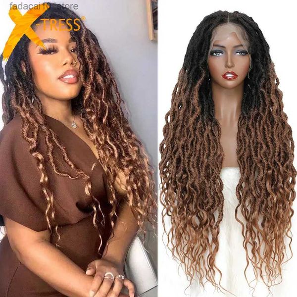 Synthetische Perücken 13X4 Spitze Frontal synthetische geflochtene Perücken für Frauen X-TRESS 32 Zoll Ombre Braun Naturhaar Perücke mit Babyhaar Häkeln Faux Locs Q240115