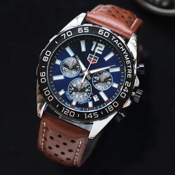 Marca de luxo de alta qualidade Tog F1 Série Mens Assista Belsão de couro Business Luminous Sapphire espelho automático Quartz Designer Movimento Man Watches 3 Eyes Sapphire