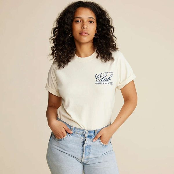 24SS Sportliches T-Shirt mit sattem Buchstabendruck in Aprikose, Designer-Sommer-Baumwoll-Tops für Damen, kurzärmeliges T-Shirt