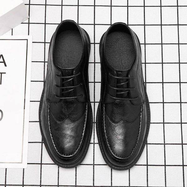 Scarpe eleganti Scarpe formali da lavoro da uomo Morbide e protettive per i piedi Alla moda Casual Con lacci Comode per la pelle