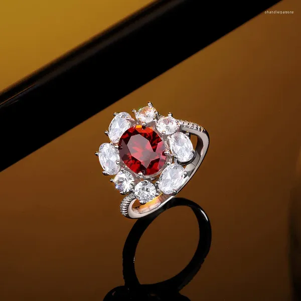 Anéis de cluster Sterling 925 prata imitar diamante anel feminino com rubi e zircão estilo elegante adequado para visitar a exposição de arte