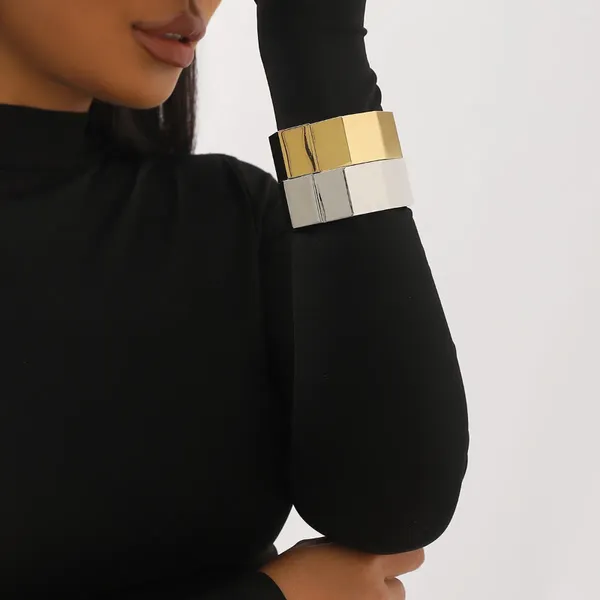 Armreif Fashion Geometrische metallische achteckige Prisma glatte Armband Armreifen für Frauen Statement Schmuckzubehör