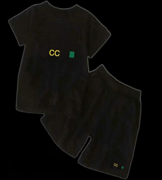 Em estoque logotipo de luxo designer menino camiseta calças 210 anos conjunto marca crianças 2 peça roupas algodão meninos moda apparel5645118
