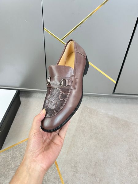 Marke Loafer Designer Herbst Berühmtheit mit Biene Lederschuhe Loafer Plattform Plattform Männer Schuhe Kleid Schuh Luxus hochwertige echte Lederstiefel mit Box