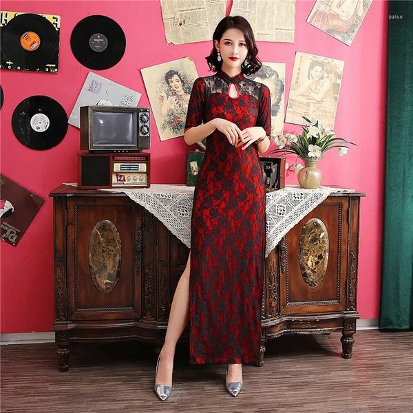 Ropa étnica Mujeres Negro Rojo Largo Cheongsam Encaje Vintage Madre Vestido Elegante Slim Tradicional Vestidos de Noche Más Tamaño Qipao S2199