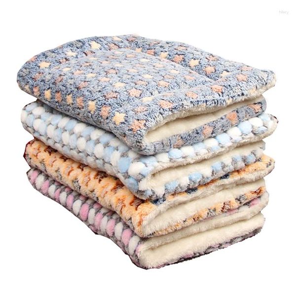 Cuccia Coperta per animali domestici Cuccia per cani Tappetino per gatti Morbido pile di corallo Inverno Addensare materasso in lana Tappeto lavabile portatile per uso domestico