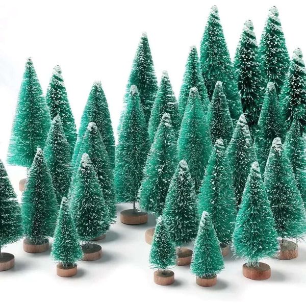 Nuovi striscioni Stelle filanti Coriandoli 5 pezzi Mini alberi di Natale Albero di Natale artificiale Alberi di neve con base in legno per decorazioni natalizie Festa di Natale Tavola di casa Artigianale