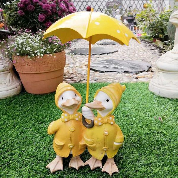 Decorações de jardim guarda-chuva nórdico casal patos resina estátua ornamentos jardim ao ar livre pátio estatuetas villa varanda acessórios decoração yq240116