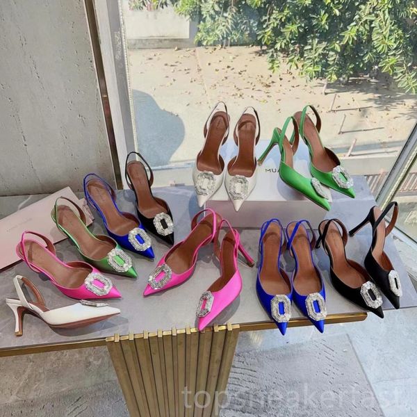 Amina Muaddi Sandali da donna Sandali con tacco alto in cristallo-girasole Décolleté a punta Décolleté con fiocco Decorazione con catena di diamanti Scarpe da banchetto Pantofole formali da matrimonio in seta