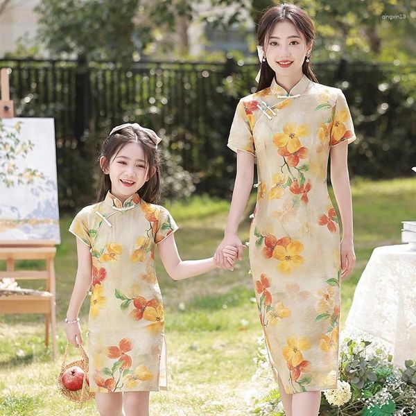 Roupas étnicas 2024 Verão Família Cheongsam Vestido Elegante Mãe Filha Mulheres Vestidos Crianças Crianças Ano Chinês