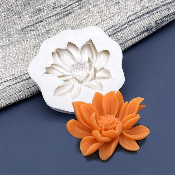 Stampi da forno Fiore di loto Stampo per torta in silicone Sugarcraft Cupcake Fondente Strumenti per decorare