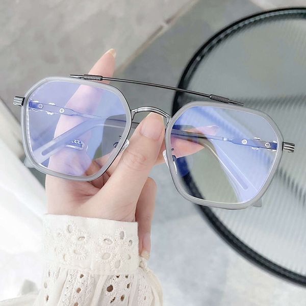 2024 Luxus Designer CH Sonnenbrillen für Frauen Chromes Brillengestelle Herren Neue Mode Beliebte Metall Flache Herz Brillengestell Damen Unisex Brillen UYJZ